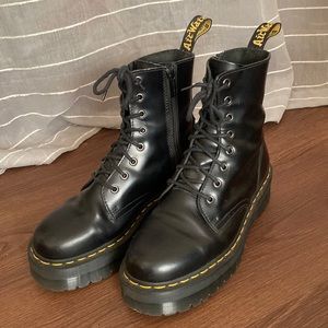 Doc Marten Platform Jadon Boots